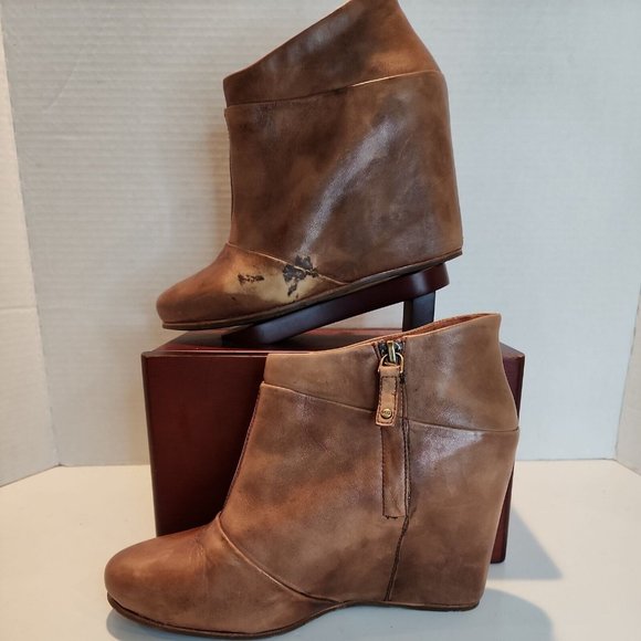 UGG Australia Womens Carmine 1001882 Brown Pull On Wedge Heel Booties Size US 8 - Picture 2 of 9